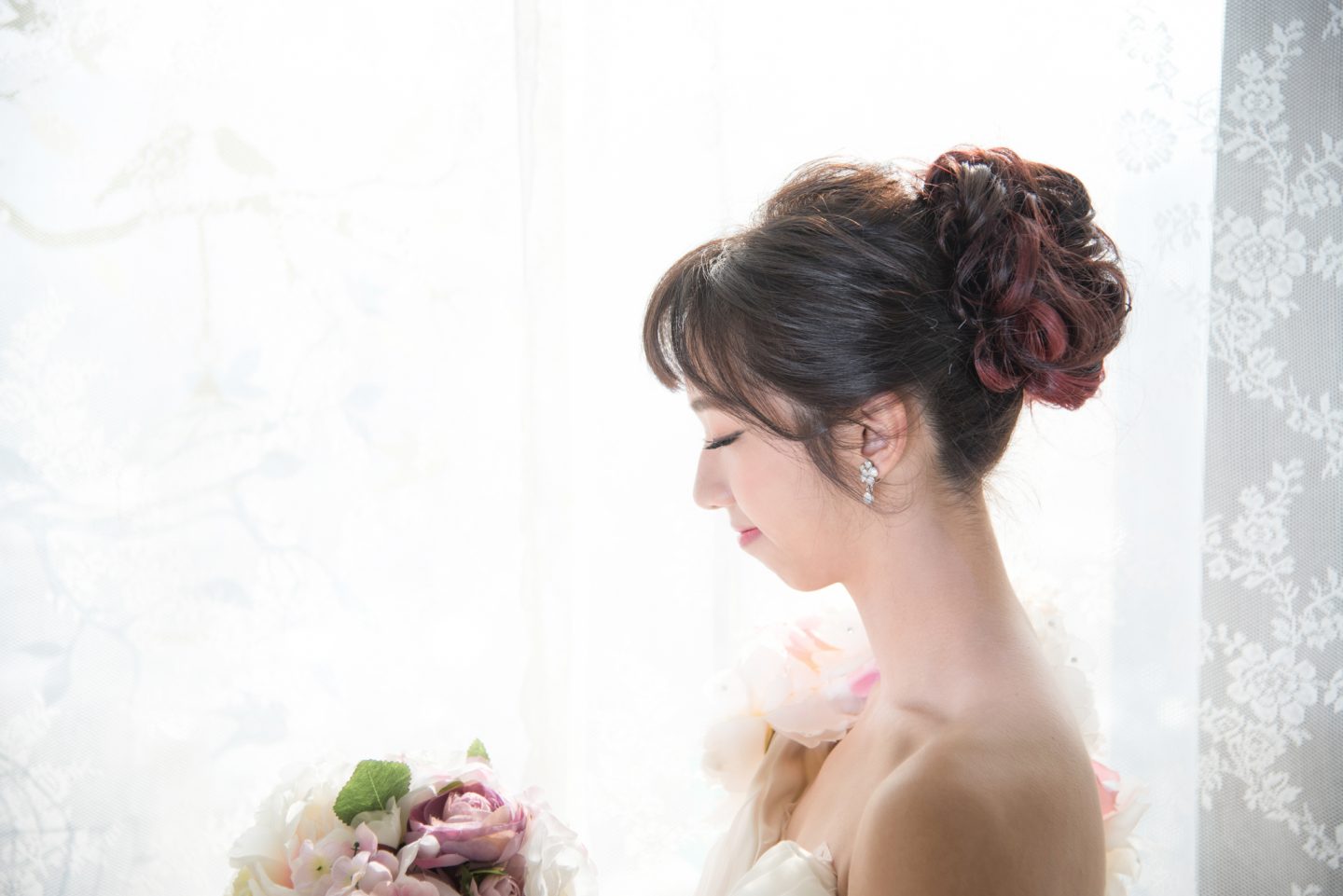 新娘造型 甜美花苞頭髮型