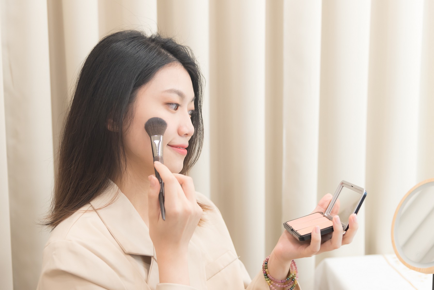 一對一化妝課程 台北新手化妝課程推薦 超過兩百人次以上的教學經驗