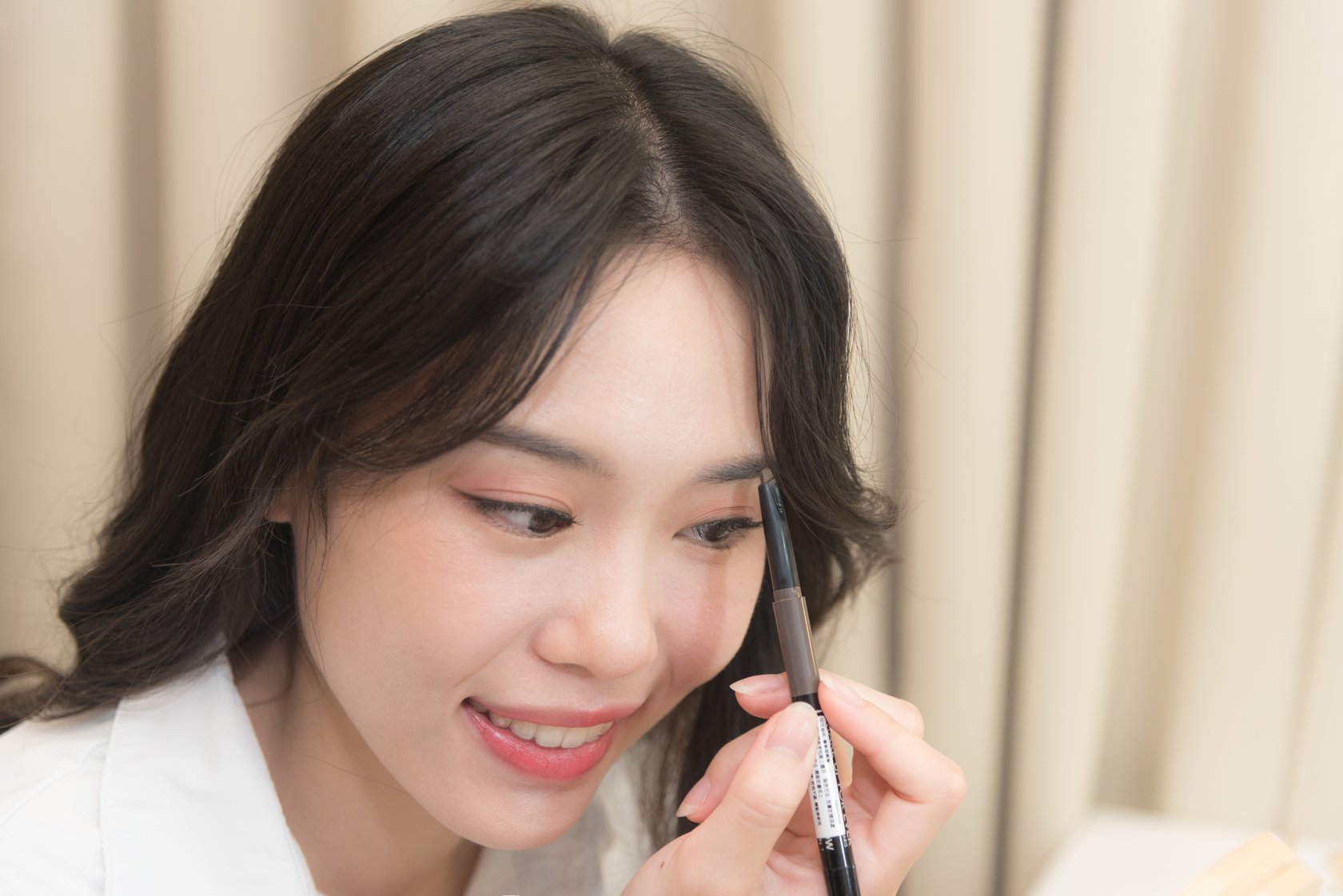 化妝教學台北 新手化妝課程推薦 打造屬於自己的妝容